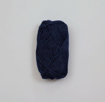 Marineblå  (Marineblauw) 3tr strikkegarn