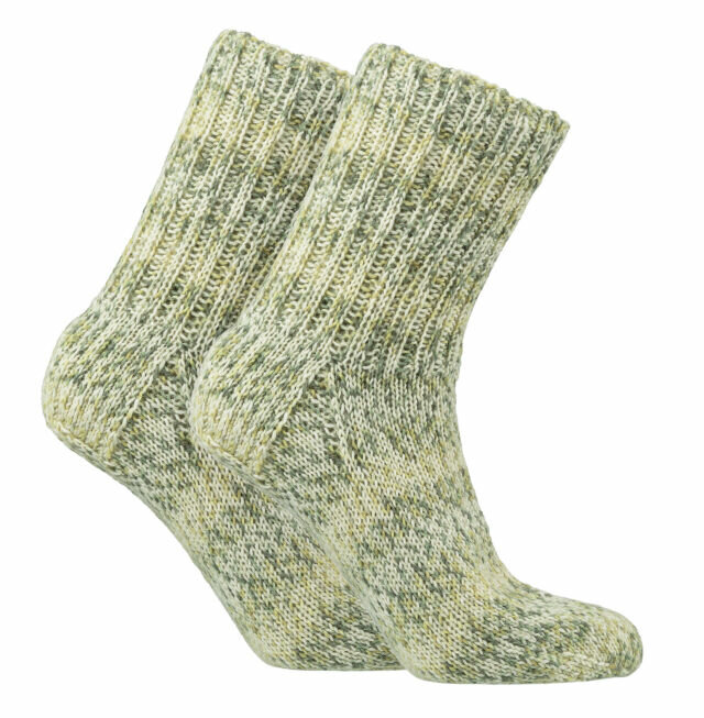 Geelgroen 8311 |Novita Viola Metsäretki