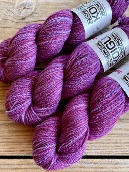 Koigu Jasmine rozelila