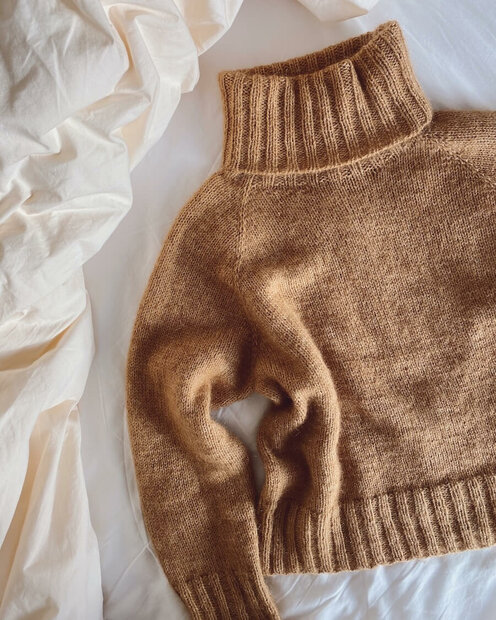 Caramel sweater beige