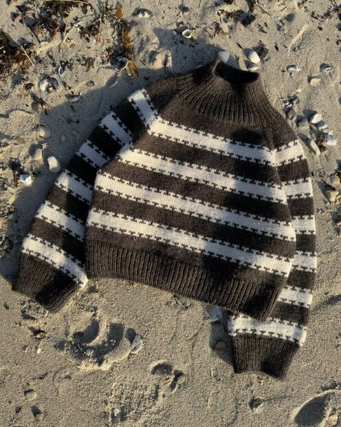 Key sweater zwart/ecru