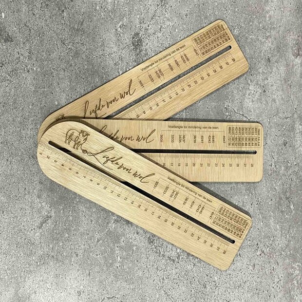 Sokkenliniaal met stekenaantallen voor diverse maten