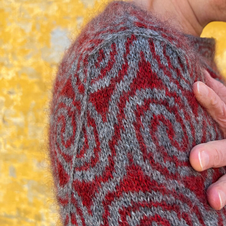 &Aring;sa Tricosa- Color and Texture &ndash; Naadloos breien met Ziggurats, kabels &amp; structuurpatronen