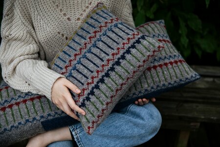 The Knitted Fabric – Dee Hardwicke