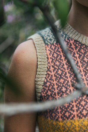 The Knitted Fabric – Dee Hardwicke