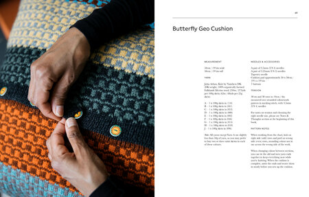 The Knitted Fabric – Dee Hardwicke