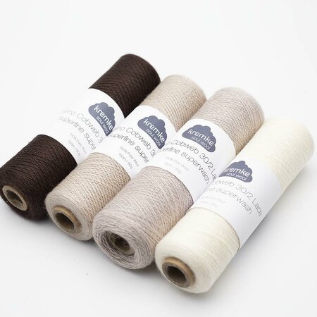 Kiwi | Merino cobweb lace Superfine Superwash