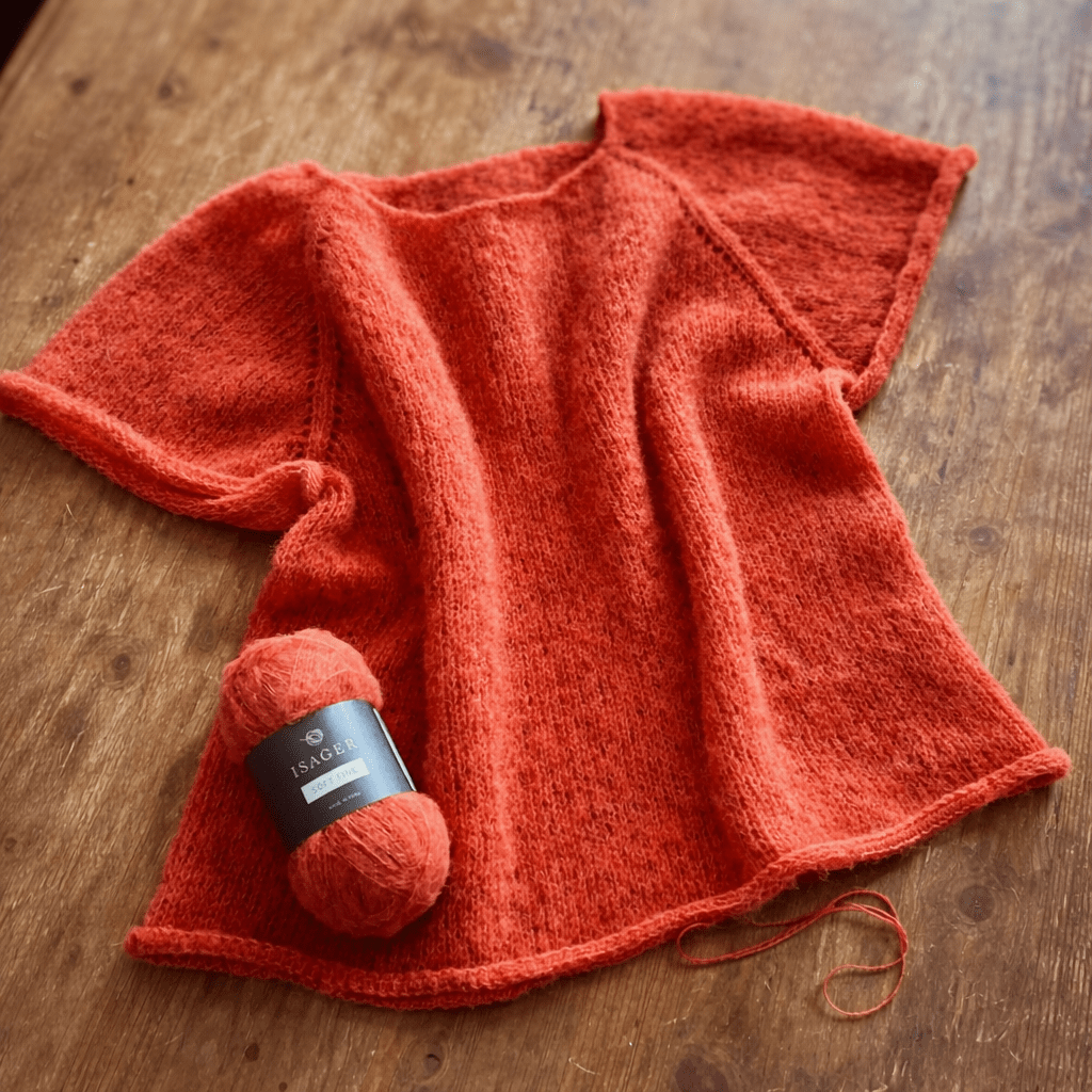 Isager Bluebell zomertruitje breipakket | Isager Soft Fine | luchtig top - down truitje